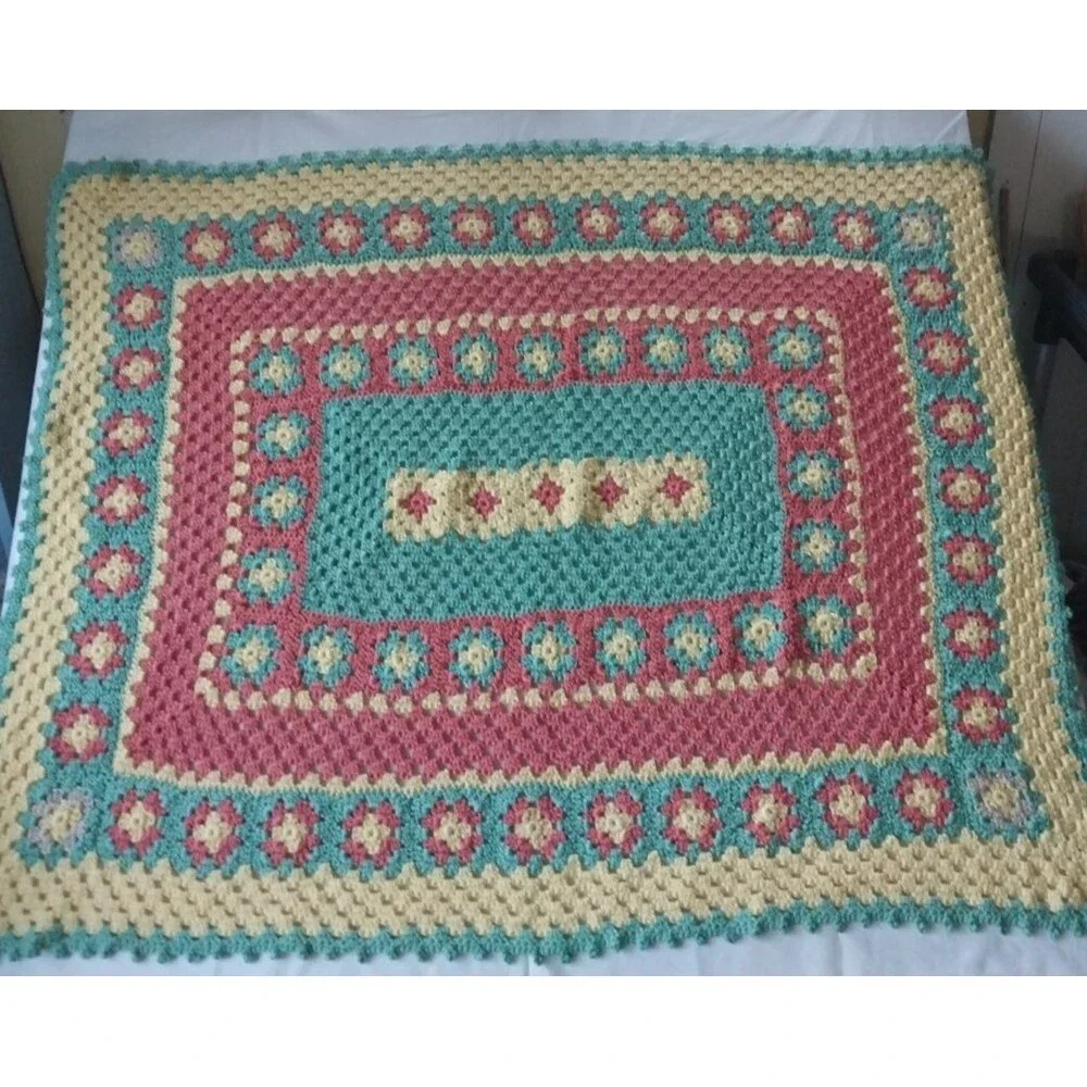 Handmade Crochet Knit Granny Afghan Throw Blanket Farmhouse Country 60x44